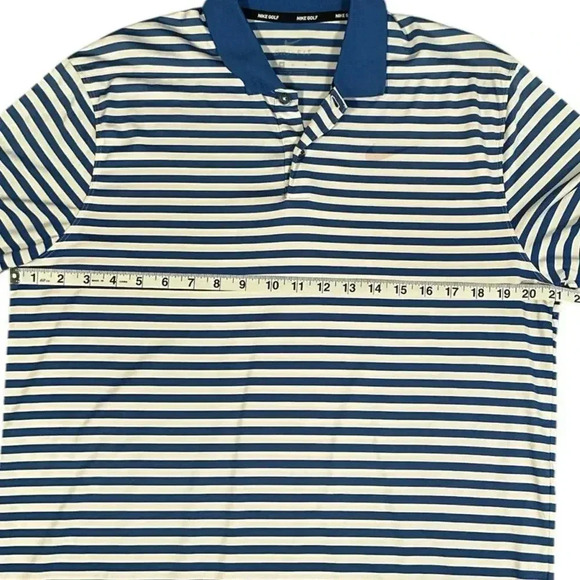 Nike Golf Dri-Fit Polo Size Medium Blue and White Striped Great Condition Used - Picture 4 of 9